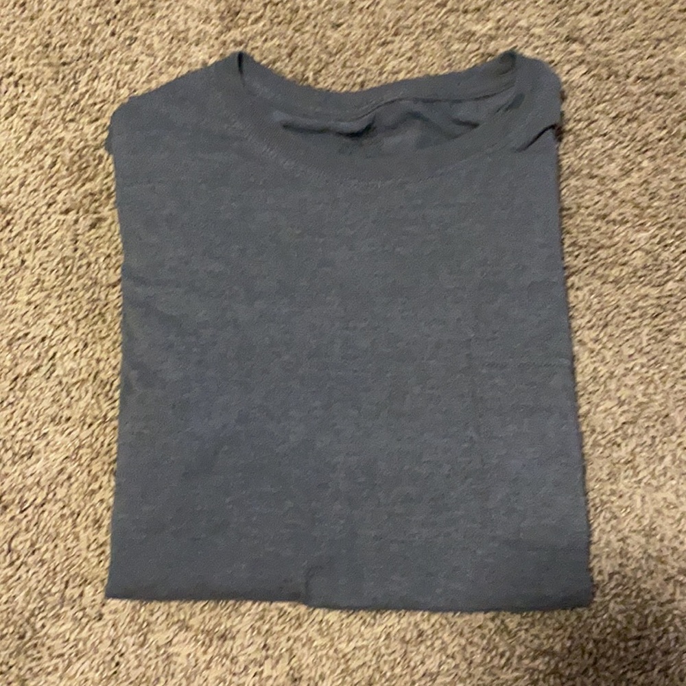 Shirt - Picture 4 of 4